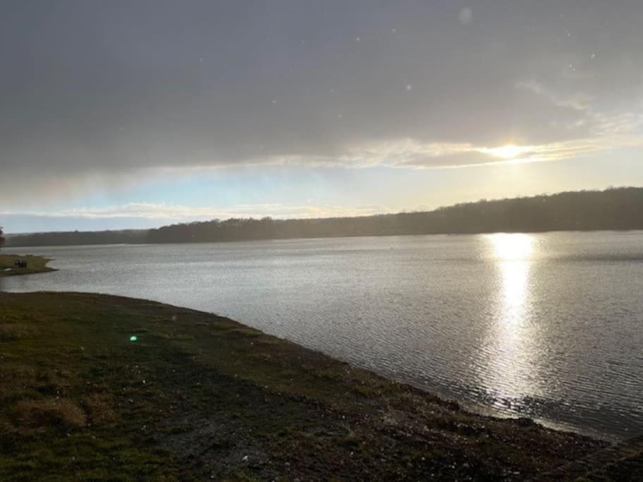 Gite Les Reculons Au Pied Du Lac Les Midoux Exterior foto